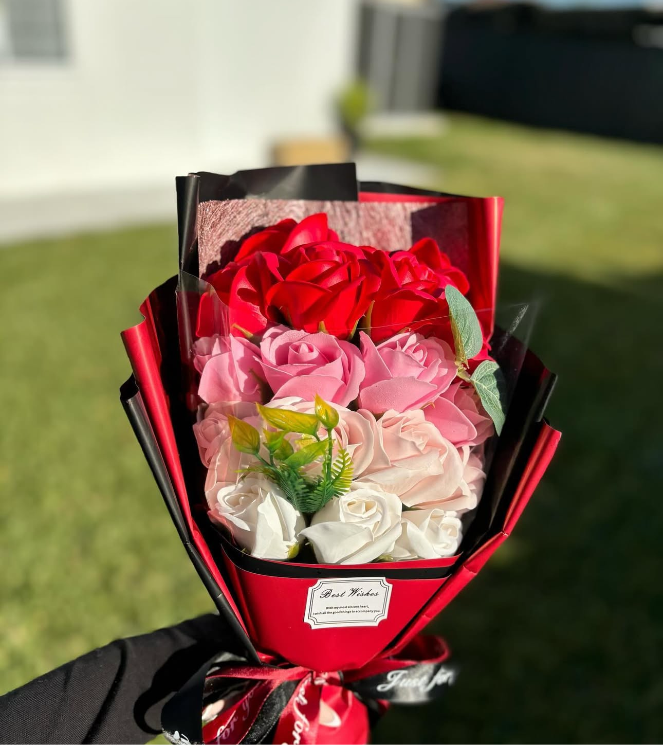 Eternal soap roses